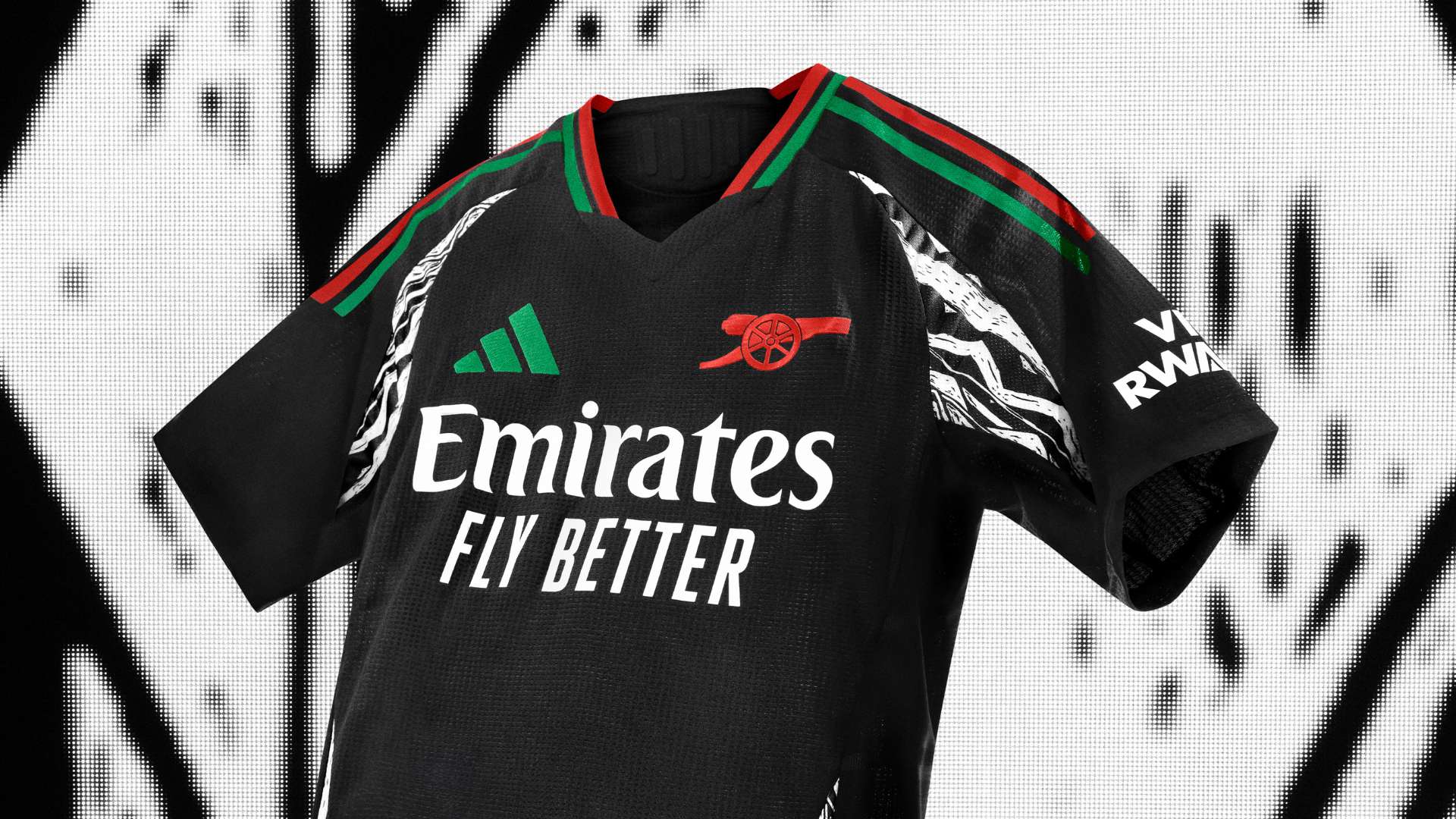 英超第3輪利物浦1-1切爾西 哈弗茨頭球吊射詹姆斯染紅薩拉赫點射破門.